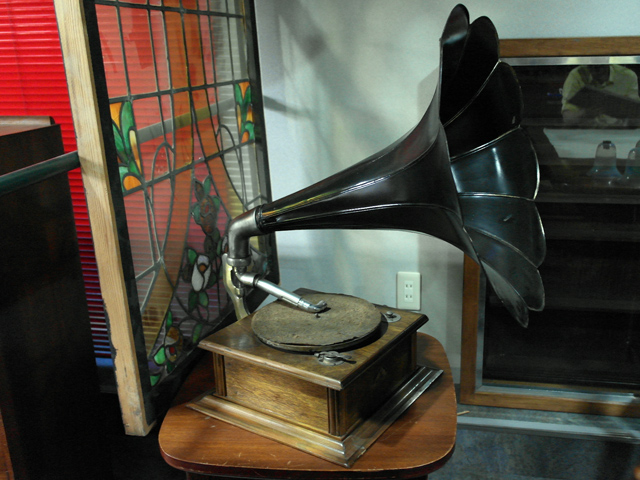 ビンテージ／コレクタブル 機械もの 蓄音機 His Master's Voice