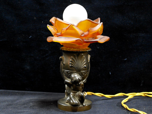 スタンドランプ　オレンジバラ１灯 アンティーク　照明 ランプ（すでに組み合わせられている照明）