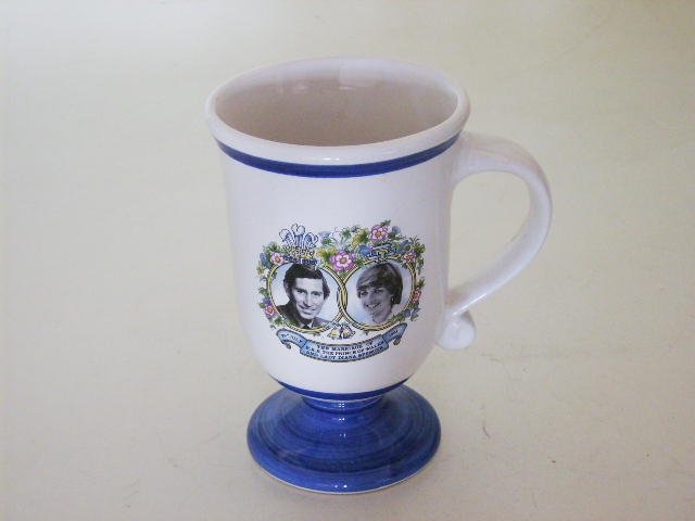 英国王室　カップ アンティーク　陶磁器 雑貨陶器