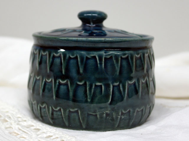 雑貨（キッチン） 雑貨陶器 VICTORIA  シュガーポット