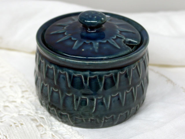 雑貨（キッチン） 雑貨陶器 VICTORIA  シュガーポット