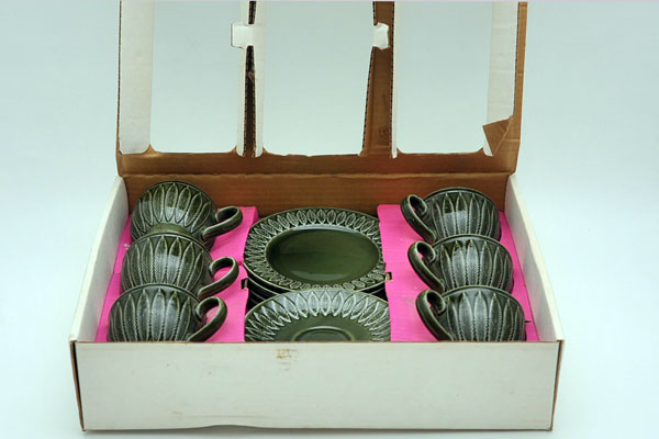 雑貨（キッチン） 雑貨陶器 TAMS　18ピースセット　箱入り未使用　新品