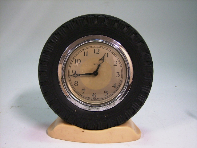 ビンテージ／コレクタブル 時計 Smith 置時計（タイヤ型の枠）