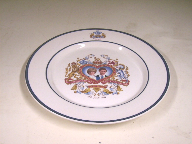 英国王室　プレート　ダイアナ＆チャールズ アンティーク　陶磁器 雑貨陶器