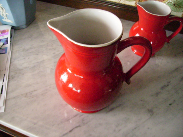 雑貨（キッチン） 雑貨陶器 ウォータージャグ(赤）