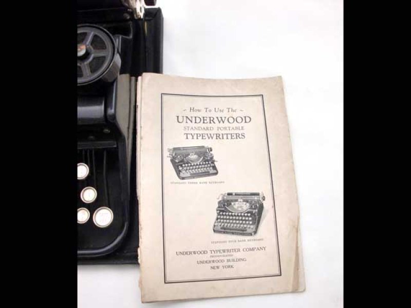 画像6: タイプライター　Underwood Standard Portable Typewriter (6)