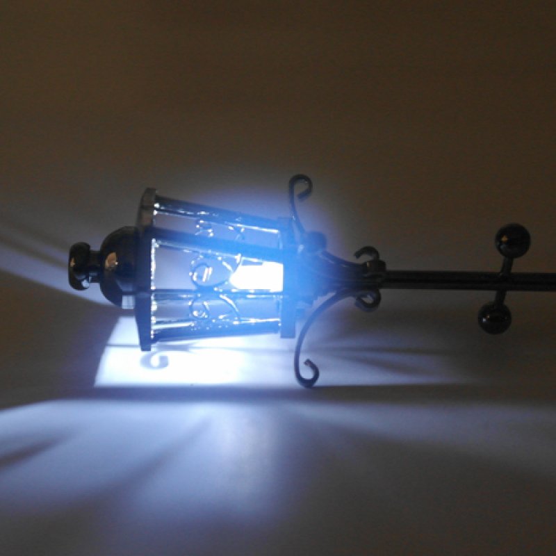 画像3: ストリート・ランタン　街灯　メタル製　LED（電池付） (3)