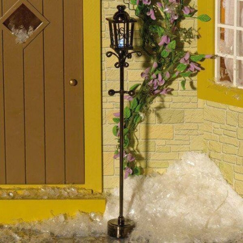 画像1: ストリート・ランタン　街灯　メタル製　LED（電池付） (1)