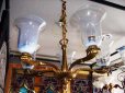 画像2: ５灯　シャンデリア　ヴァセリンシェード　5個付き (2)