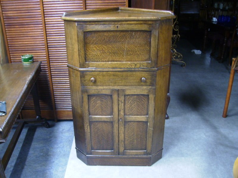 画像1: コーナー　ドリンク　キャビネット (1)