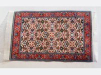 ラグ　ピンク・オフィーリア