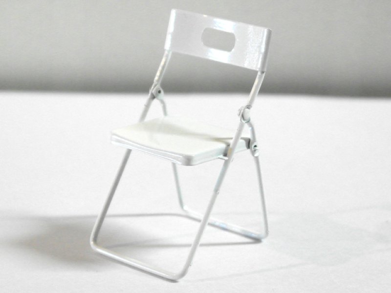 画像2: 折りたたみチェア　ホワイト (2)