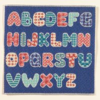 ラグ　アルファベット　ブルー