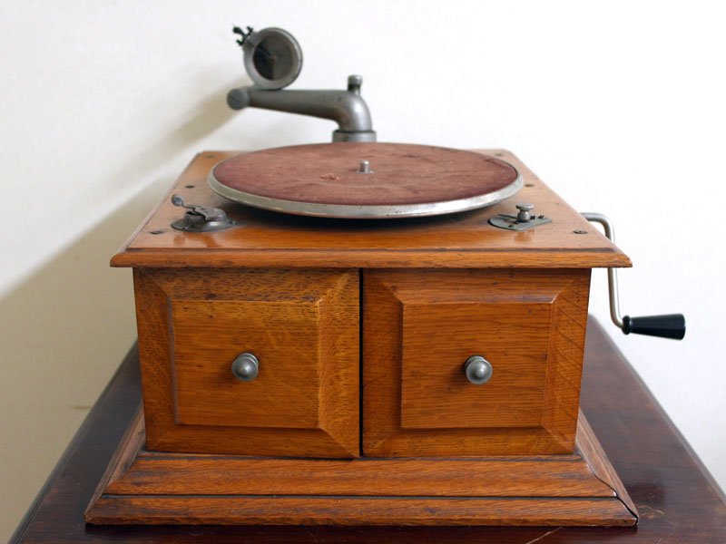 画像2: 蓄音機 (2)