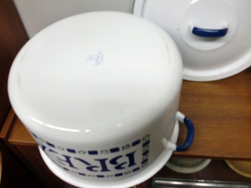 画像1: ホウロウ パン入れ　