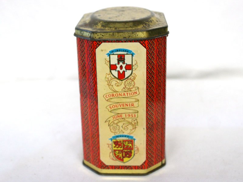 画像2: ビンテージ缶 1953年 エリザベス女王 戴冠式記念 (2)