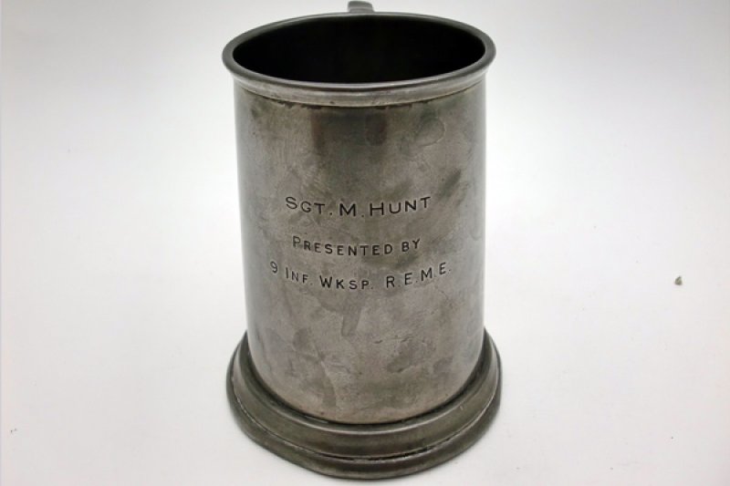 画像2: ピューター　ビアマグ (2)