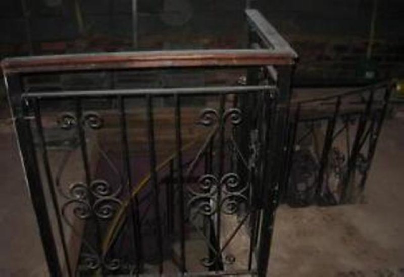 画像3: 螺旋階段　組み立て式 (3)