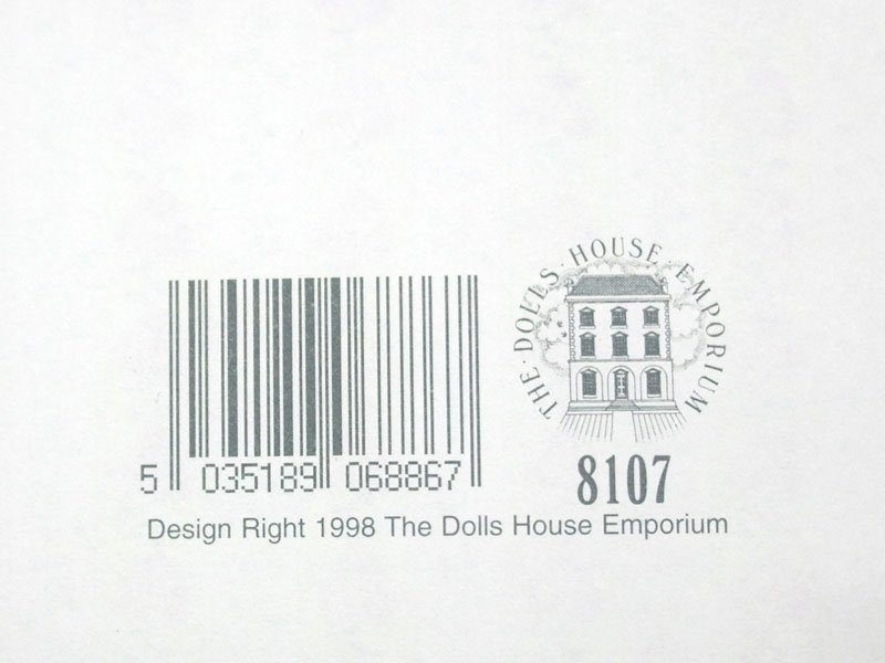 1/12サイズのドールハウス用ミニチュア壁紙　42cm x 60cmです