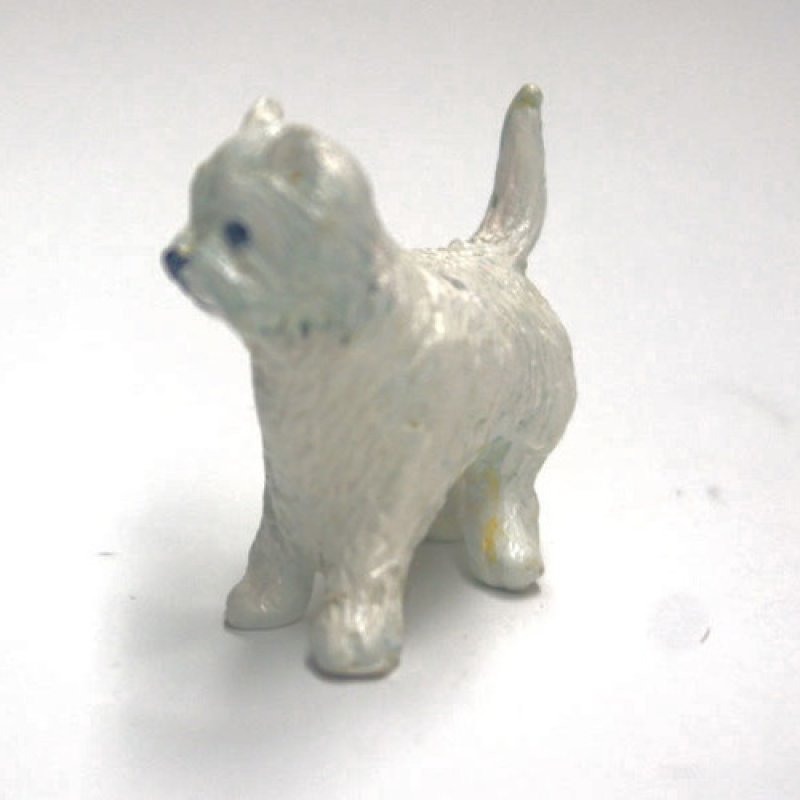 1/12サイズのドールハウス用ミニチュア犬です