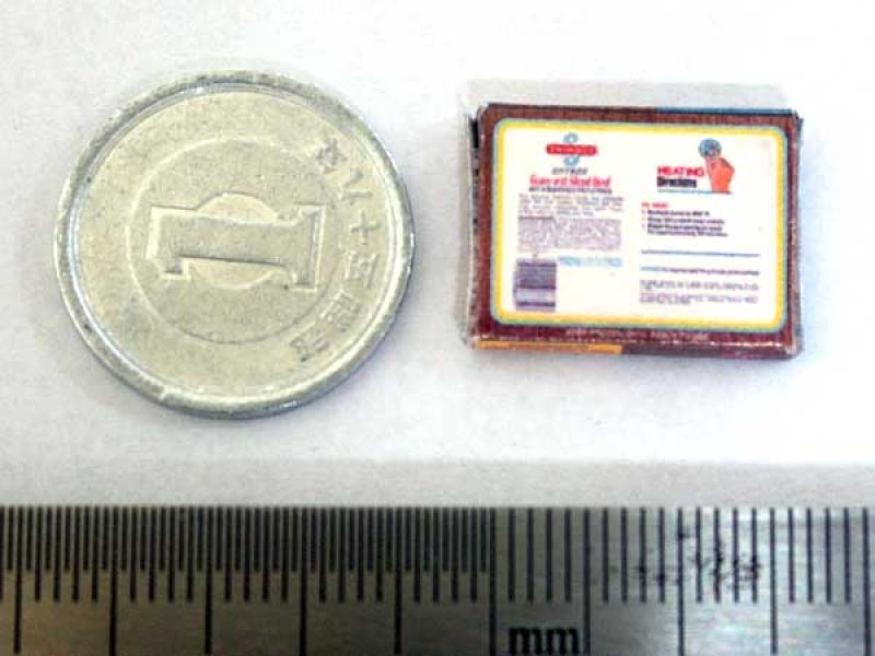 ミニチュア　1/12サイズのパッケージ