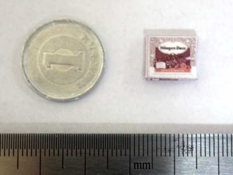 ミニチュア　1/12サイズのパッケージ