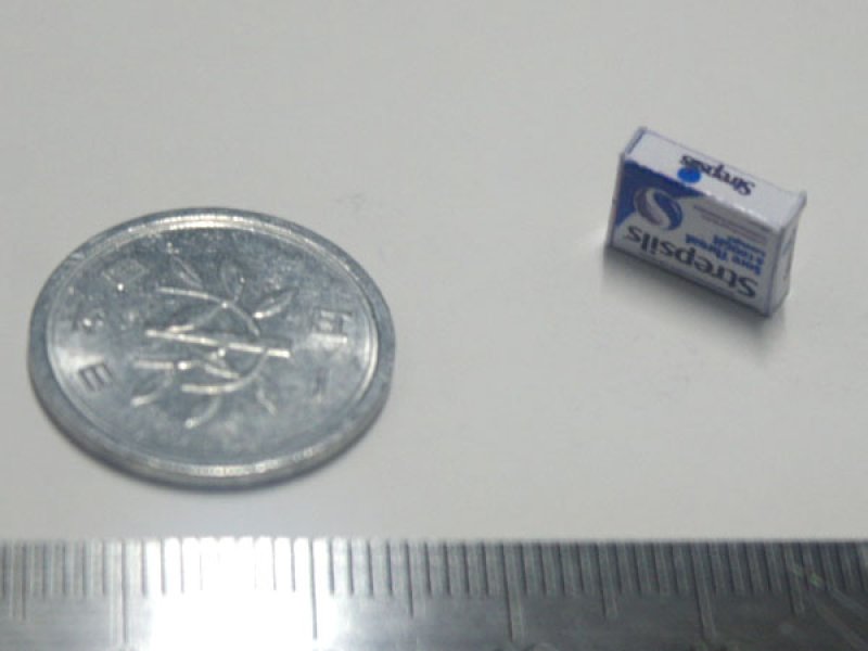 ミニチュア　1/12サイズのパッケージ