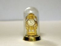置時計　ドーム入り　ゴールド