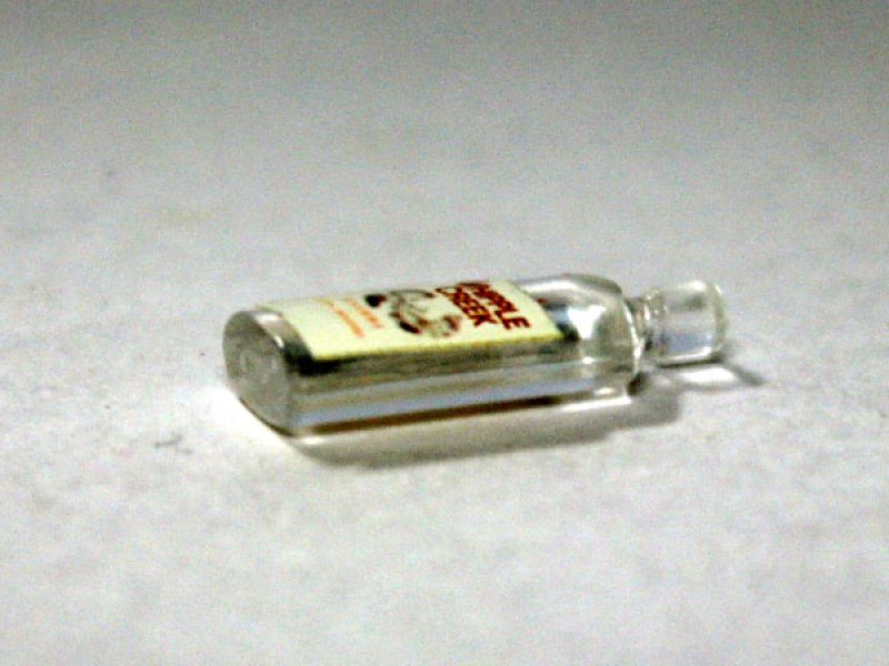 画像2: お酒ボトル (2)