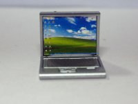 ラップトップPC（ノートパソコン）シルバー