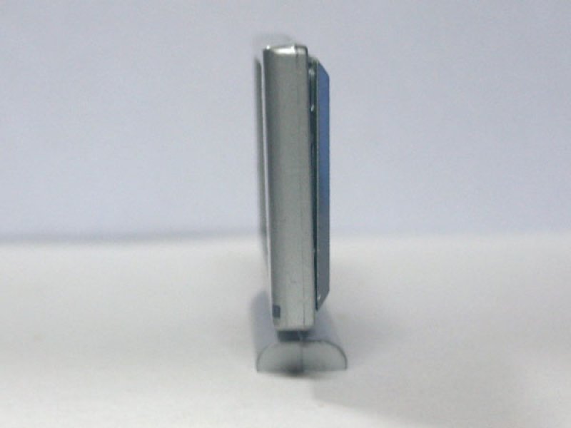 画像3: 32" ワイドスクリーン 　テレビTV　シルバー (3)