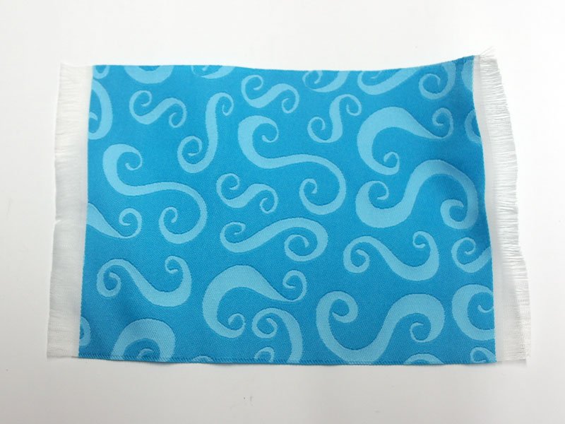 1/12サイズのドールハウス用ミニチュアラグ　リバーシブルです