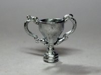 トロフィー　メタル