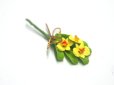 1/12サイズのドールハウス用ミニチュア花のブーケ（黄）です