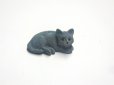 1/12サイズのドールハウス用ミニチュア猫　（グレイ　キャット）です