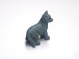 1/12サイズのドールハウス用ミニチュア猫　（グレイ　キャット）です