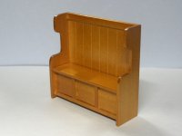 ピュー（長いベンチ式の教会にある信者席）パイン