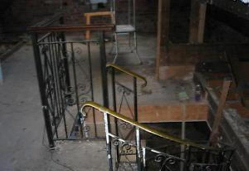 画像2: 螺旋階段　組み立て式 (2)