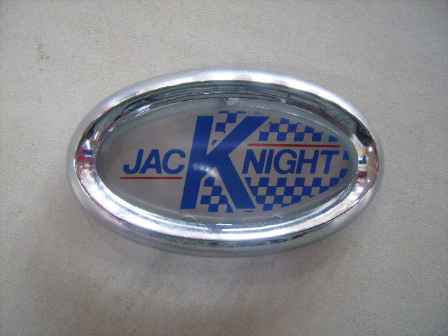 バッジ （フロント） 英国JKD社製 オリジナル 純正 ベゼル付き 英国車・MINIのレアパーツ エンブレム類（Emblem)