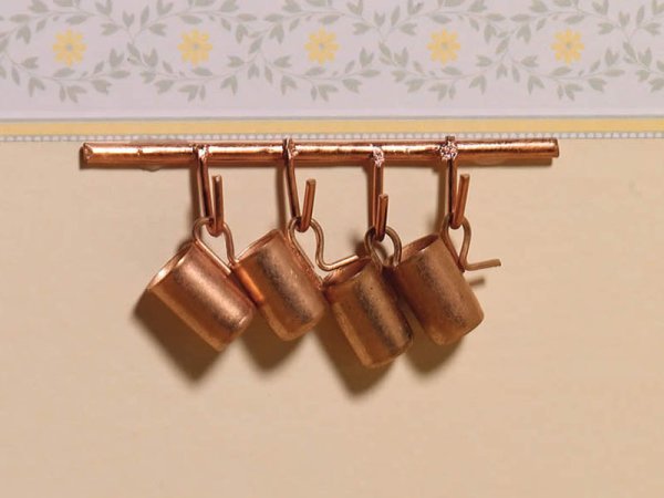 1/12サイズのドールハウス用ミニチュア　メジャーリング　ジャグ　セット