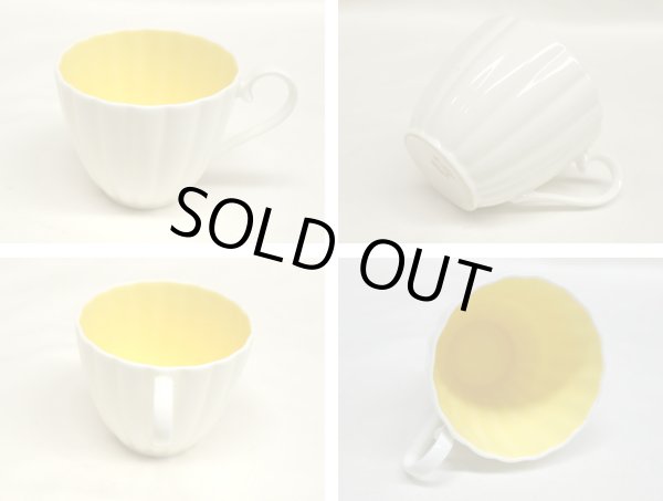 画像4: スージークーパー(Susie Cooper)　フラワーシェイプ　トリオ2客＋シュガーボール＋ケーキプレート (4)