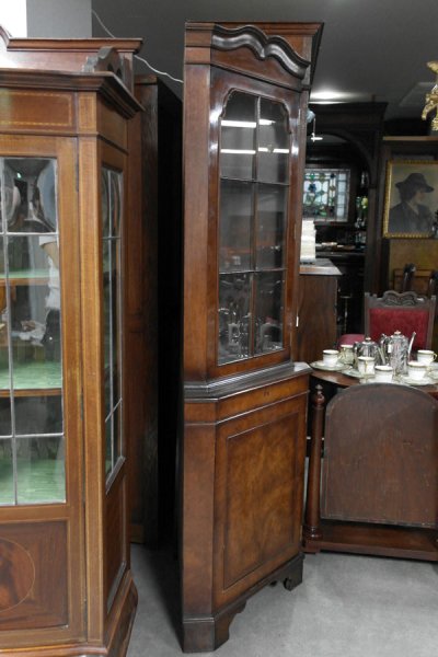 画像2: コーナーキャビネット (2)