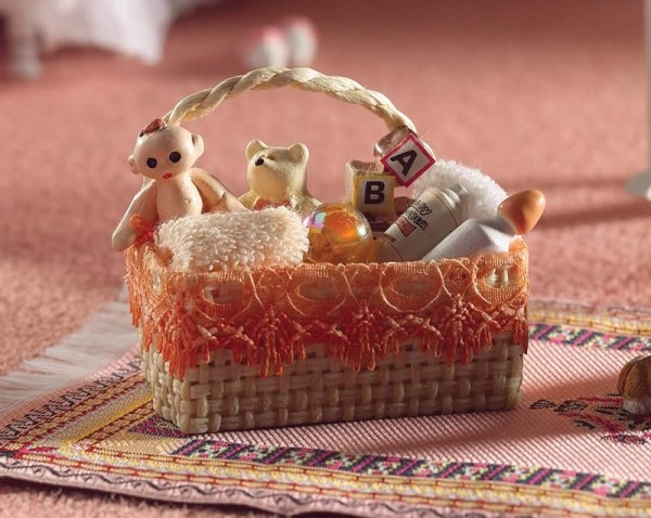 1/12サイズのドールハウス用ミニチュア　ベビー用品セット