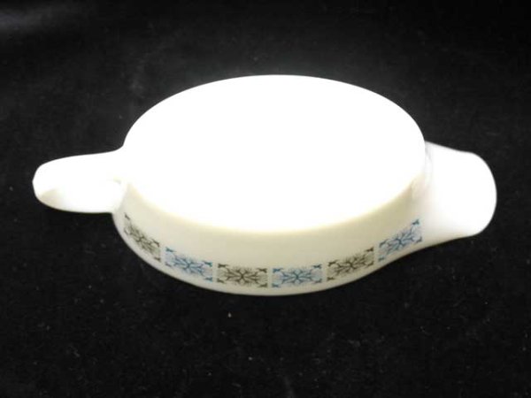 画像2: 英国JAJ社製(Chelsea) ソースジャー (2)