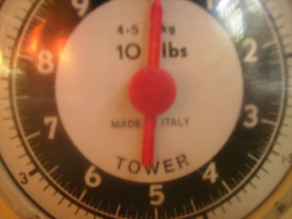 画像2: キッチンスケール　TOWER　イタリア製 (2)