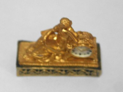 画像1: ゴールド　置時計