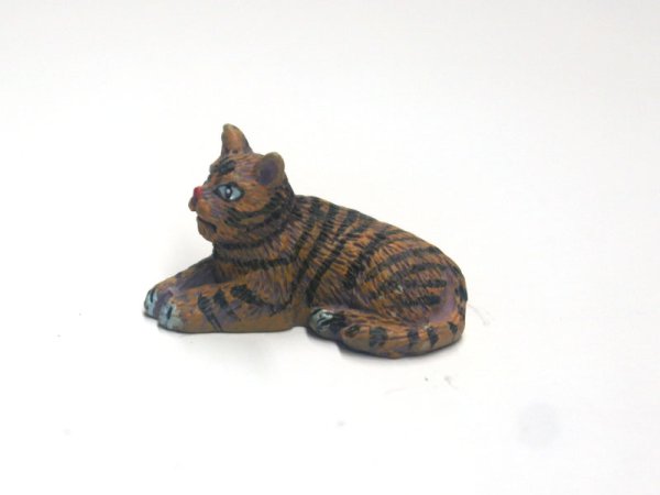 1/12サイズのドールハウス用ミニチュア猫です