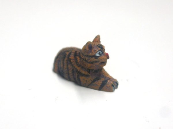 1/12サイズのドールハウス用ミニチュア猫です