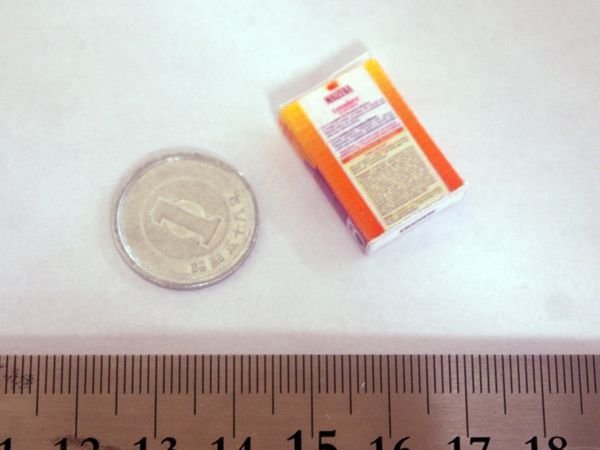 ミニチュア　1/12サイズのパッケージ