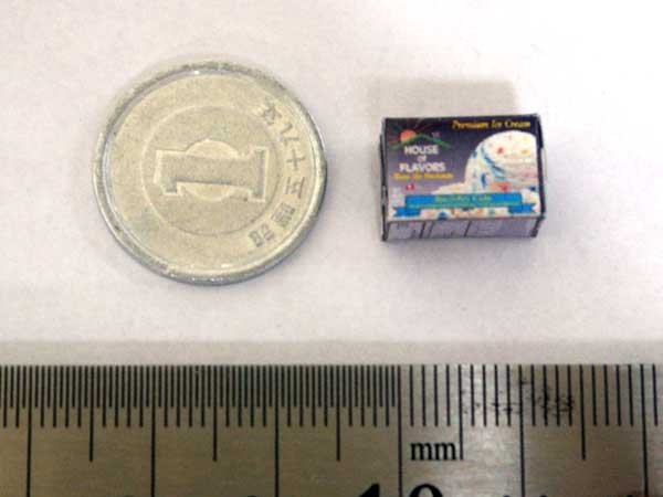 ミニチュア　1/12サイズのパッケージ
